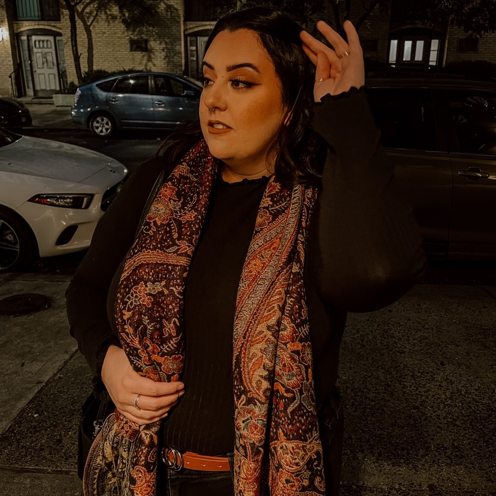 Meet your Posher, Meagan